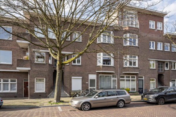 Vlierboomstraat 153, Den Haag