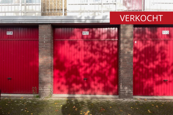Volendamlaan 912, Den Haag