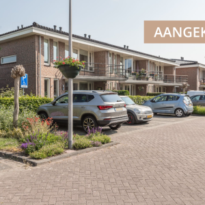 Princes Amaliastraat 38, Benthuizen